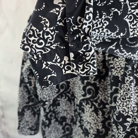 Foxcroft Shirt Womens 10 P Black White Button Up Wrinkle Free Non Iron Popover - Picture 8 of 14